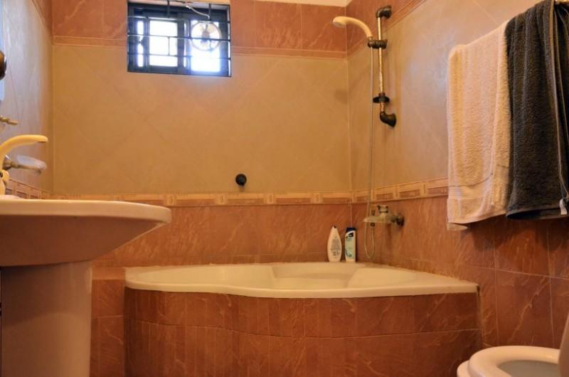 Luxury Inn Karachi Extérieur photo